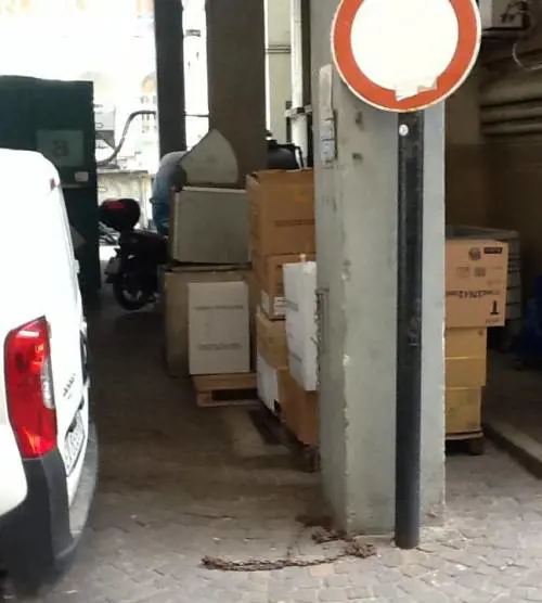 Giallo alla Mangiagalli Documenti sensibili abbandonati in cortile