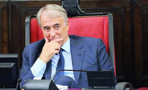 Tagli su tutto, non su bici e burraco