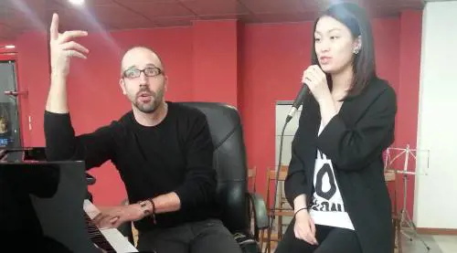 Effetto talent show televisivi È boom di aspiranti cantanti