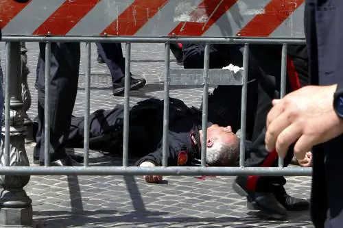 Dai No Tav ai balordi Se l'Arma diventa una vittima eccellente