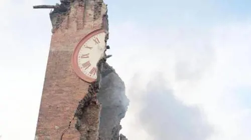 Se il Tar condanna i burocrati a rimborsare il tempo rubato