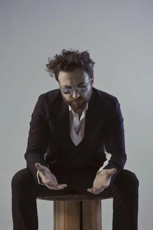 "Sono un cantautorap innamorato di Calvino"