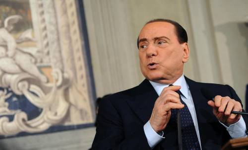 Berlusconi: "Contro di lui indegna lotta sinistra"