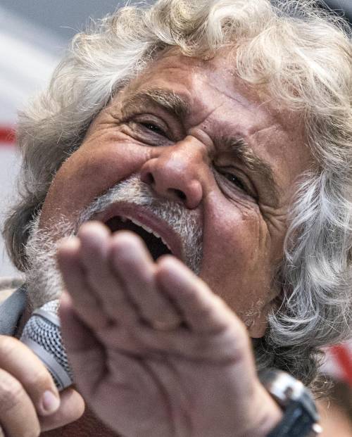 Il popolo «cinque stelle» fa i conti in tasca agli eletti