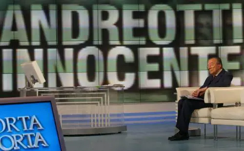 Un primo piano di Giulio Andreotti