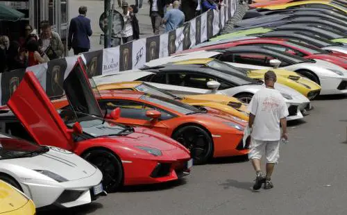 Bene le kermesse, ma senza bloccare la città