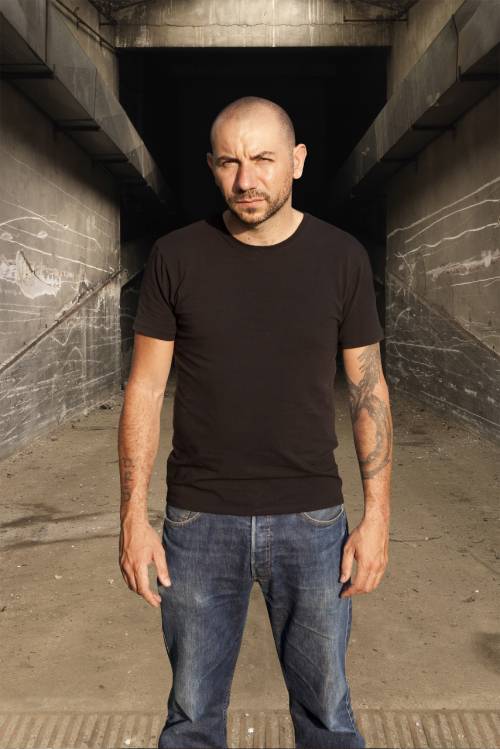 CMNF8, il nuovo disco di Lucariello, tra amore e denuncia sociale