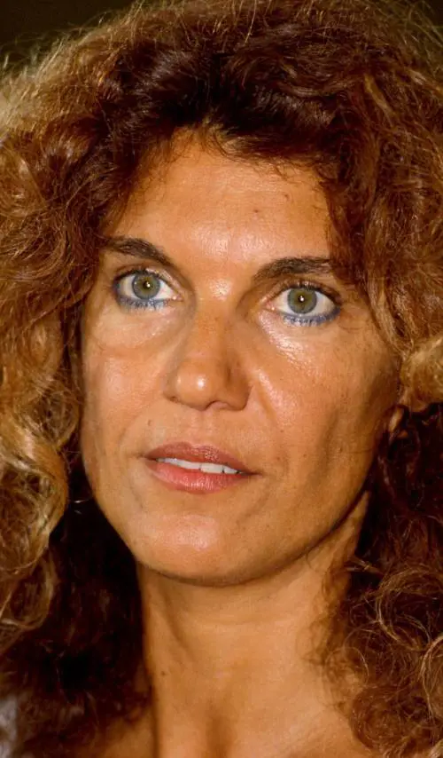 Stella Pende: i reportage al centro del dolore