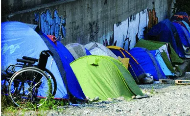 Se "nomade" è un'offesa, allora "rom" cos'e?