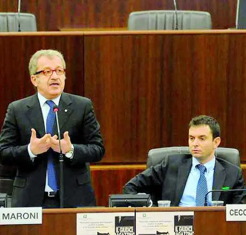 Pisapia vuole tenersi l'Imu E scarica le colpe del buco