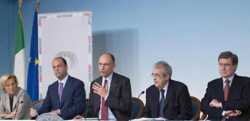 Stop all'Imu fino al 16 settembre. Per la cig stanziato un miliardo di euro