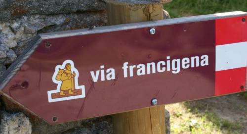 Il miracolo del turismo ligure passa lungo la via Francigena