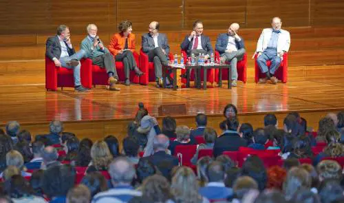 Gli anti Cav sparano: "Chi vota Pdl gonzo o furbo"