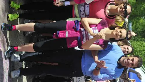 Oltre diecimila le donne alla Avon RunningNonostante la pioggia, successo per la corsa rosa