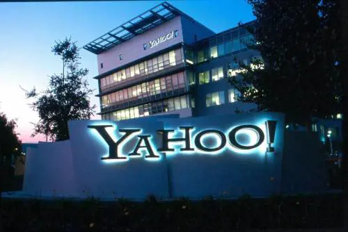 Verizon compra Yahoo! per sfidare i big del web