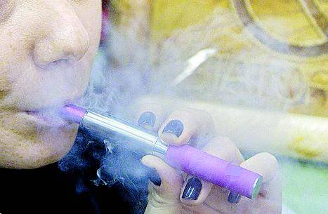 Clamoroso negli Usa: una catena di drugstore sfratta le sigarette dagli scaffali