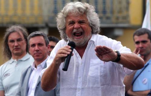 Vilipendio, Grillo propone una legge per salvare i blog