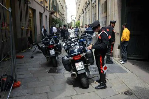 Terrore nelle strade del lusso «Urla e bombe, come un film»