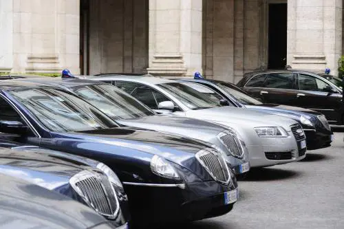 Spendiamo altri 133 milioni per le auto della P.A.