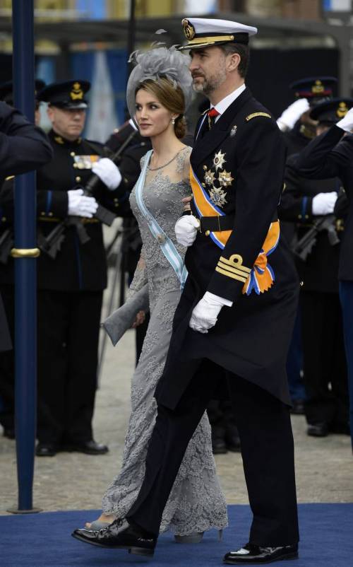 L'ex marito di reina Letizia di Spagna si risposa e comincia una nuova vita