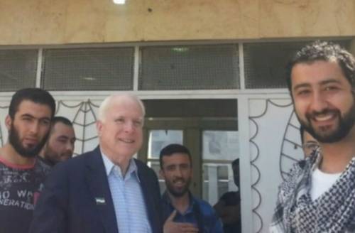 Siria, McCain: "Obama peggio di Carter"