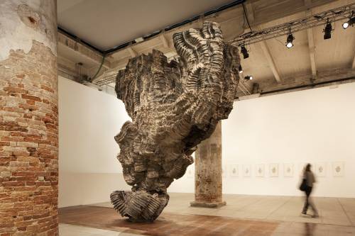 Biennale, che delusione il Padiglione Italia spento e grigio come un cimitero