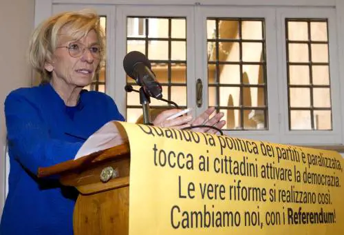 Il ministro degli Esteri Emma Bonino