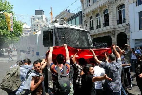 La parabola di Erdogan: da aspirante sultano ad apprendista dittatore