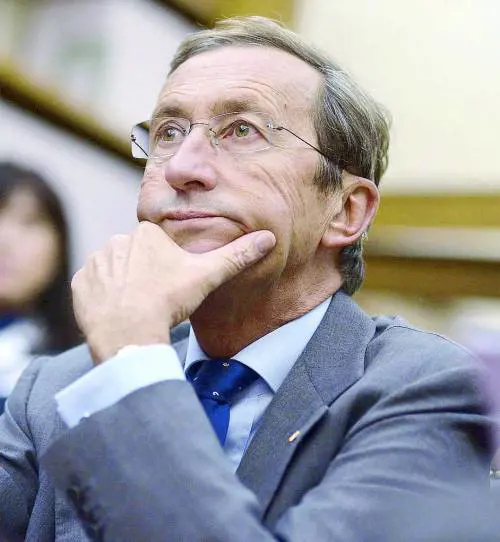 Il prof racconta ascesa e caduta di Fini