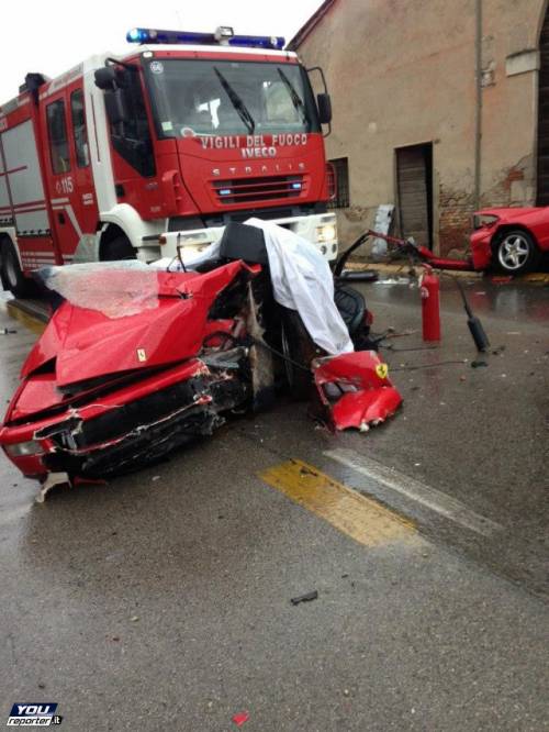 Vicenza, schianto in Ferrari: muore bimbo 12enne. 22enne in fin di vita