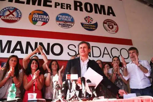 A Roma si estingue la destra Con Alemanno finisce l'era An