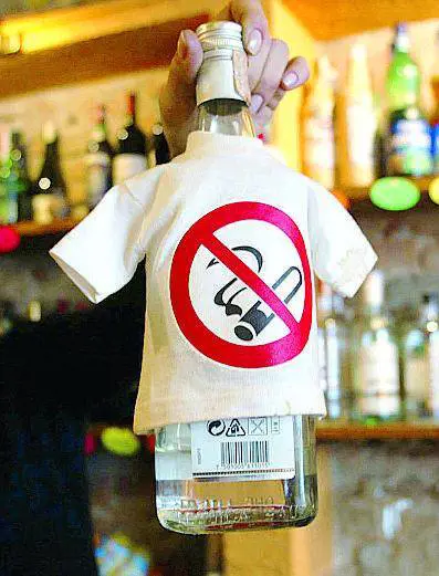 Manifestazione per contestare le proibizioni imposte dall'Ue