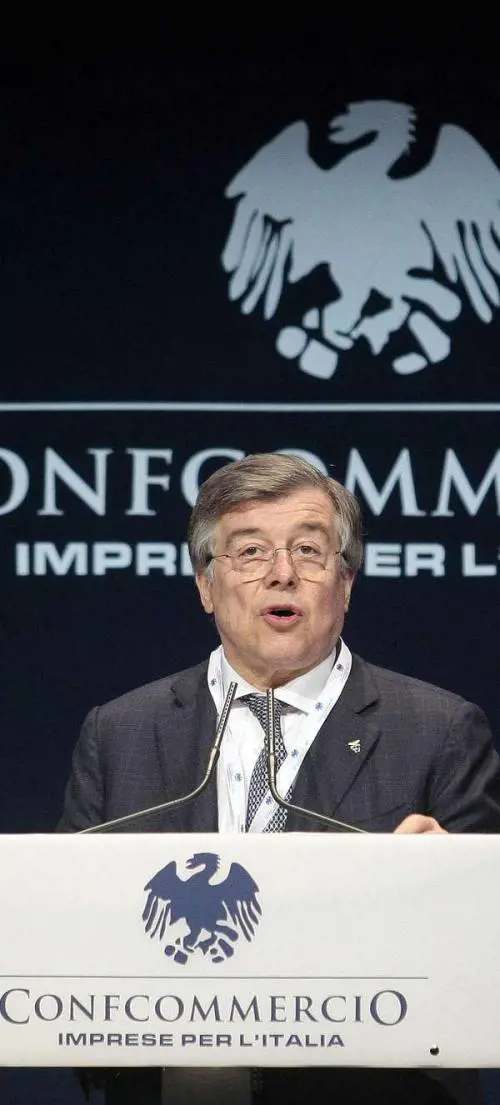 Zanonato, ex sceriffo anti immigrati che finge di combattere i giudici