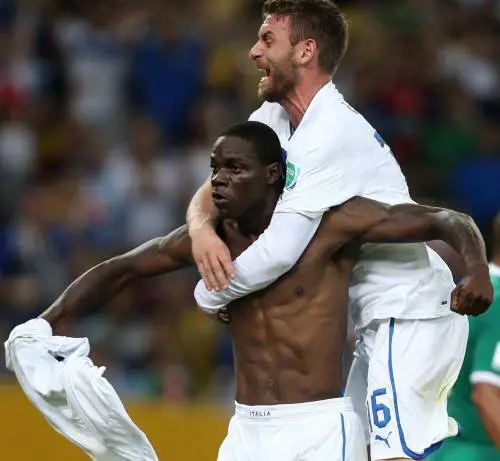 Balotelli smentisce "Chi": "Non mi sposo"