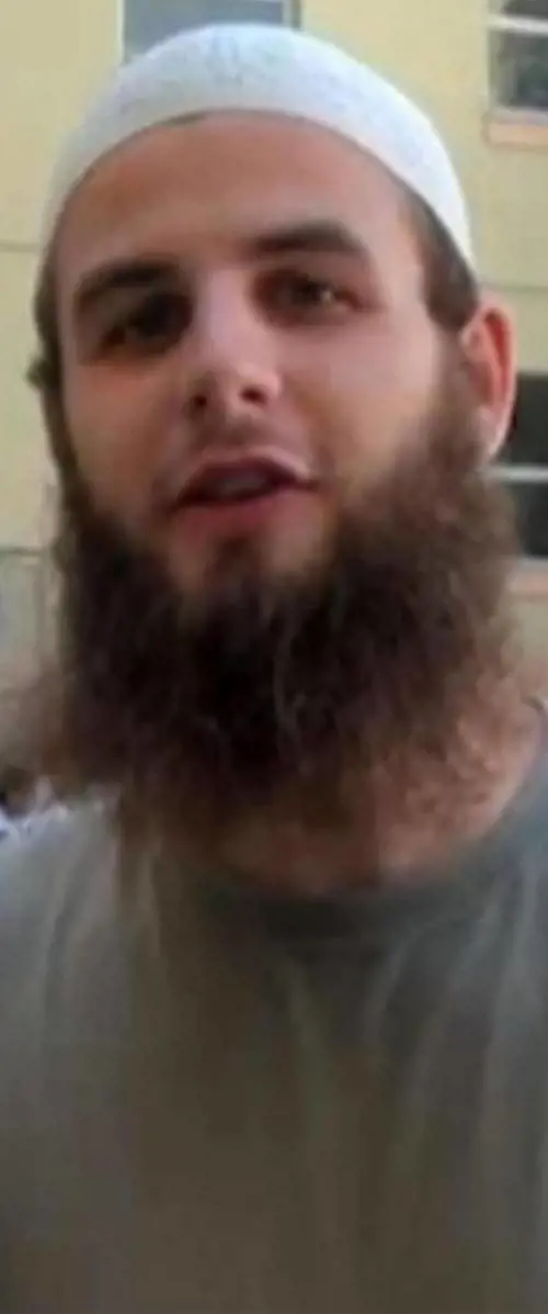 "Ragazzi, non andate in guerra come mio figlio"