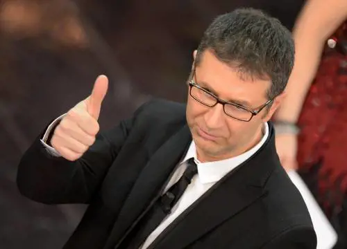Fabio Fazio sul palco del Teatro Ariston