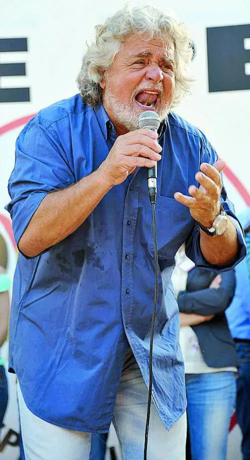 Grillo chiude la porta a Marino Poi chiede il ghetto per i giornalisti