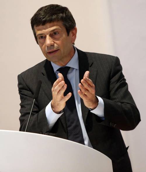 Lupi: «Occorre rivedere l'accordo con Air France»