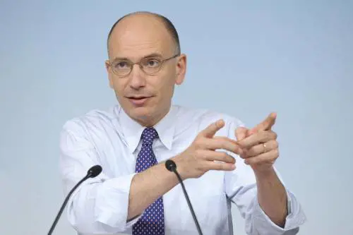 Attenzione, qui ci fregano: rinviano l'Iva, alzano le tasse