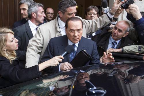 "Il Lodo è stato un esproprio" Berlusconi snobba la mancia