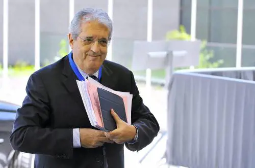 Saccomanni: "Ripresa forse IV trimestre. Imu? Soluzione per agosto"