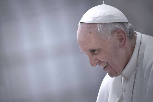 Ammonimento del Papa: "Superare i conflitti che feriscono la Chiesa"