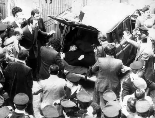 Ombre sulla morte di Moro, artificieri nell'R4 un'ora prima della telefonata dei brigatisti