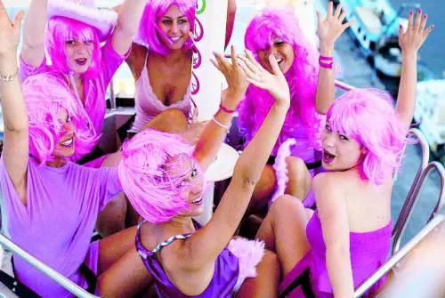 Notte Rosa, il divertimento riaccende l'anima della Riviera