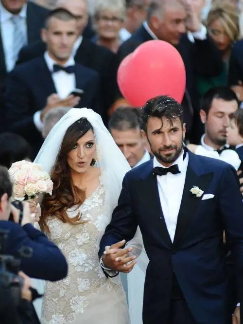 Vucinic ha detto sì e ha sposato Stefania