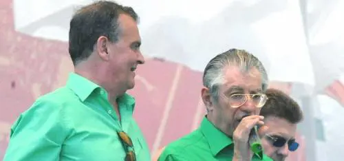 Bossi-Calderoli, rissa sul palco