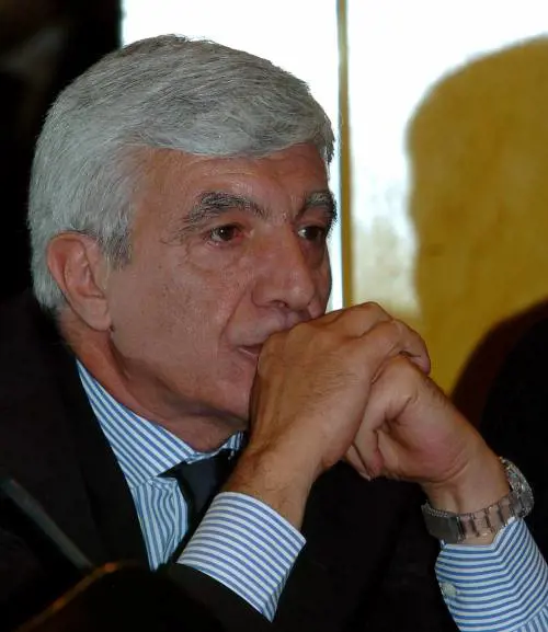Finmeccanica a rischio scalata Ecco chi vuole portarsela via