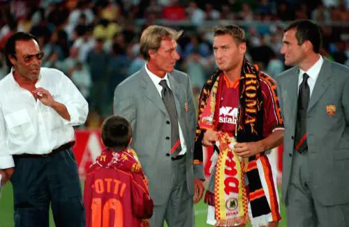Zdenek Zeman con Francesco Totti e Antonello Venditti