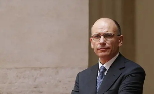 Il governo taglia le Province: saranno cancellate dalla Carta