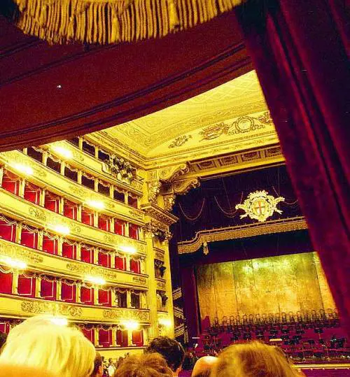 Pc e stampanti: la festa di Verdi si fa in ufficio